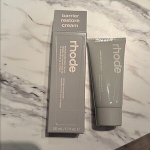 RHODE Barrier Restore Cream